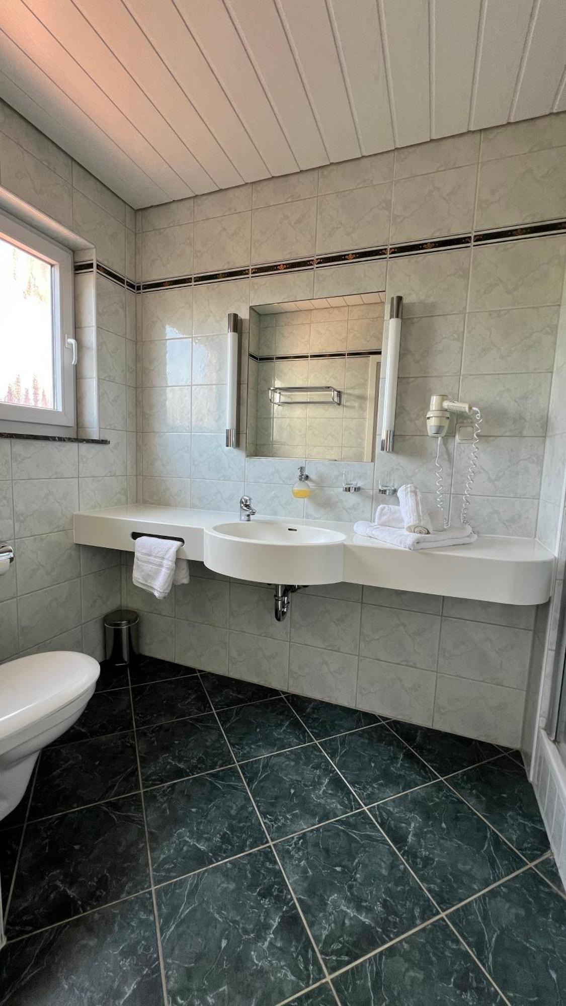Gaestehaus Kliebenstein Saarwellingen Экстерьер фото